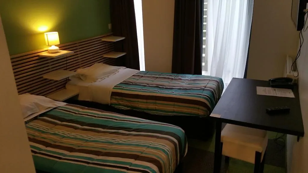 Residence Aryan Saint-Josse-ten-Noode 2*,  Βέλγιο